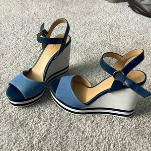 BRAND NEW Aldo wedges